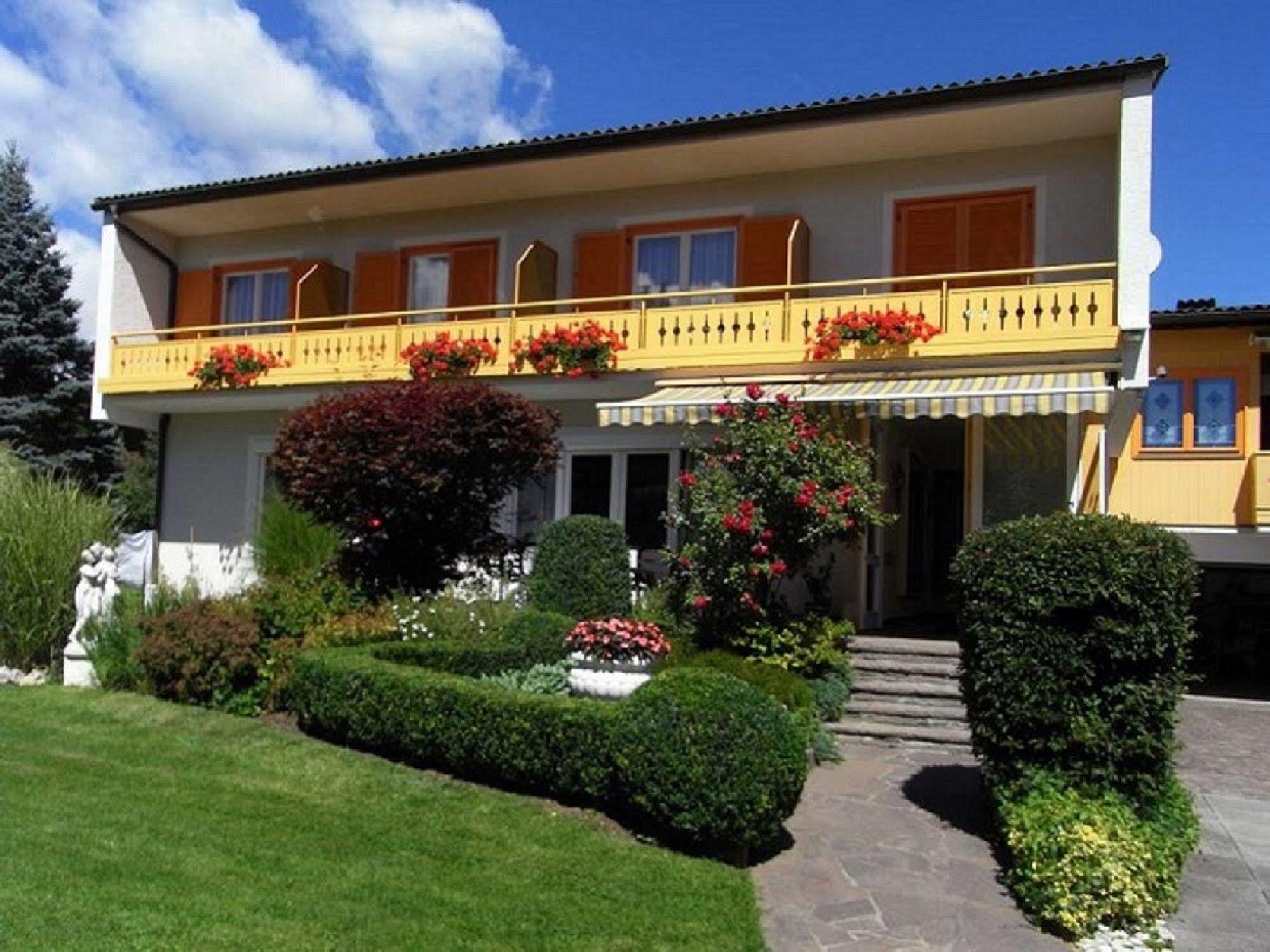 Fruehstueckspension Haus Golker Seeboden Exterior photo